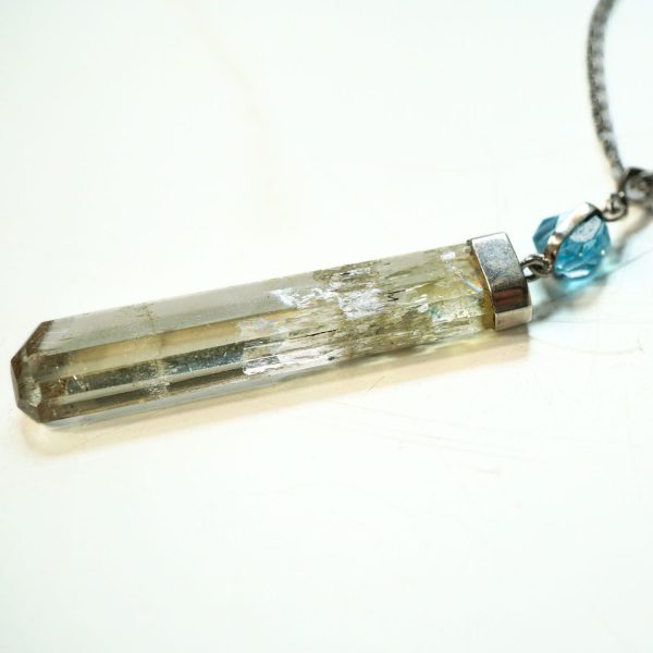 Spodumene & Blue Topaz Pendant Necklace - Image 3