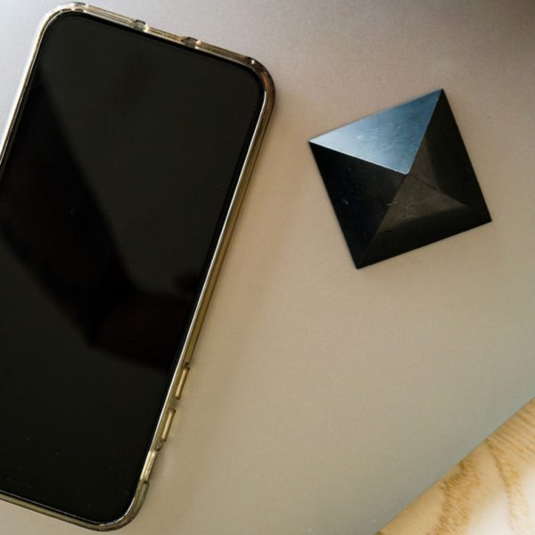 Shungite Pyramid - Image 4