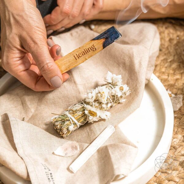 Heal My Heart - Holistic Healing Smudge Kit (5 pieces) - Image 2