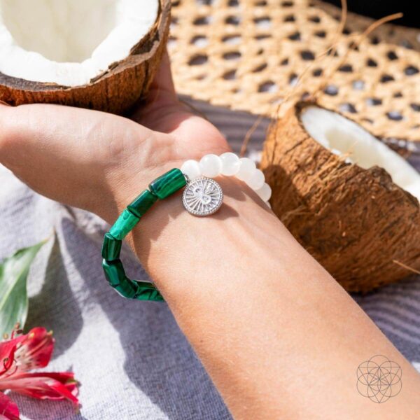 Infinite Triumph - Malachite & Selenite Success Bracelet - Image 3