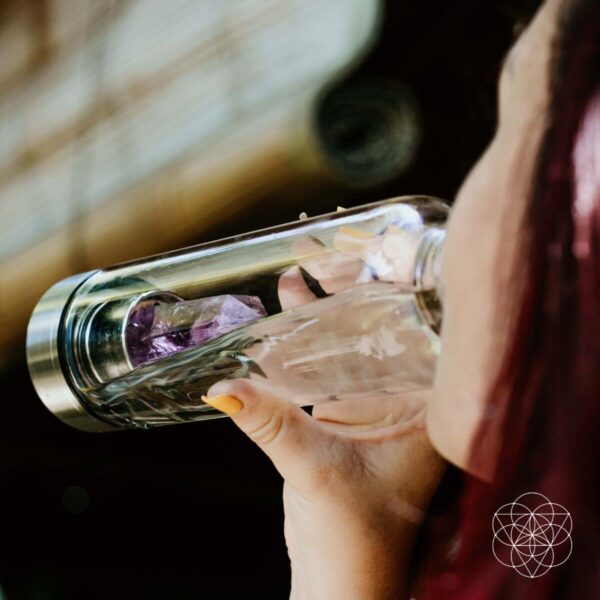 The Amethyst Healing Water Bottle - Image 2