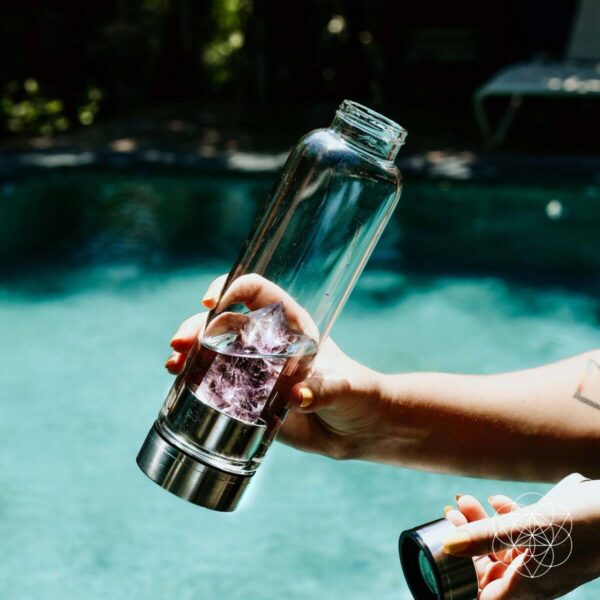 The Amethyst Healing Water Bottle - Image 4