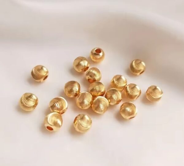 Cat Eye Cut Round Beads